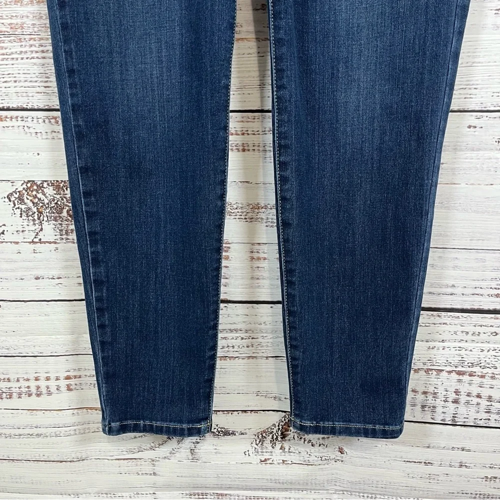 Nautica Blue Skinny Mid Rise Medium Wash Jeans
